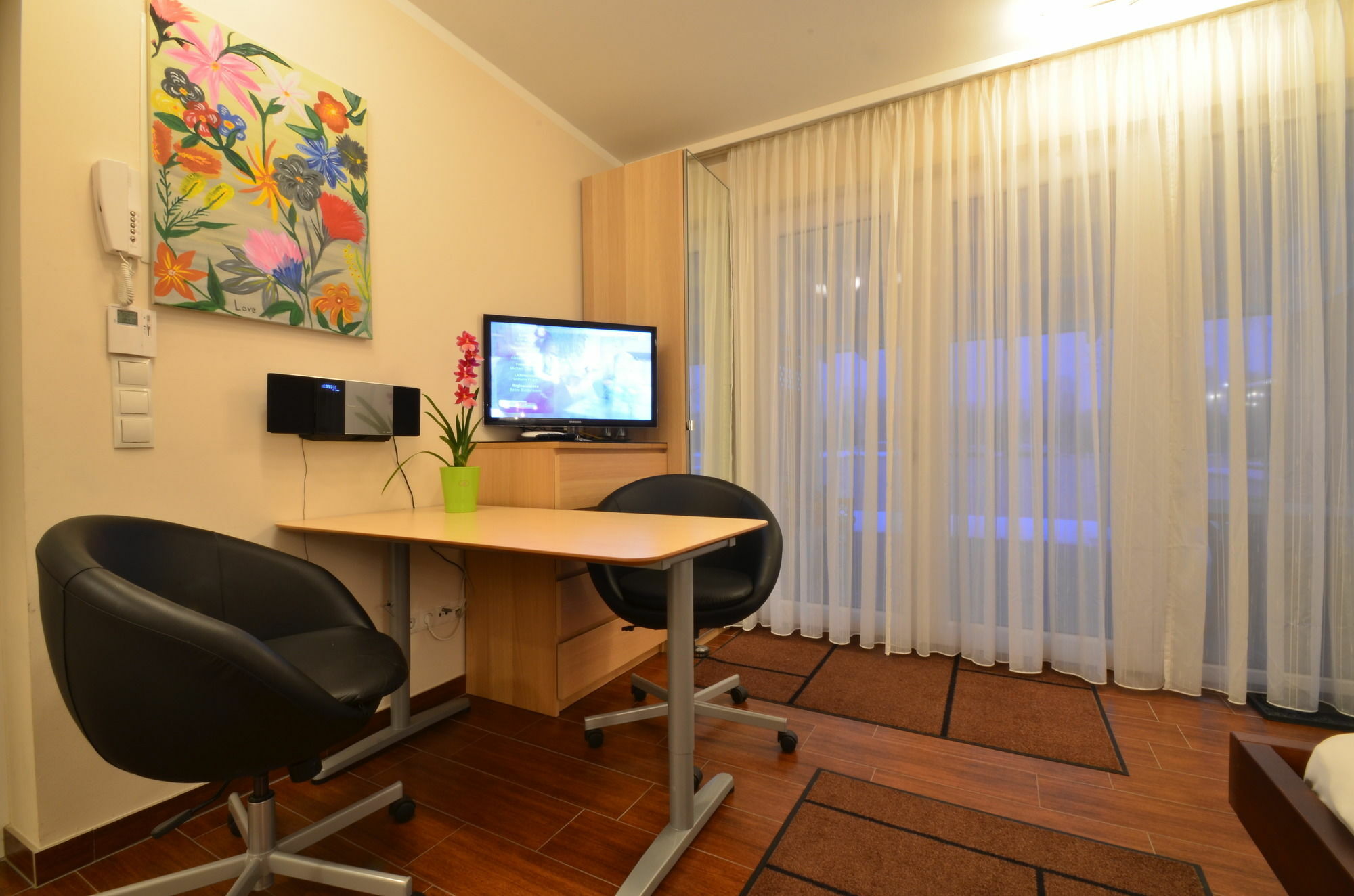 Ajo Beach Apartments - Self-Check-In 维也纳 外观 照片